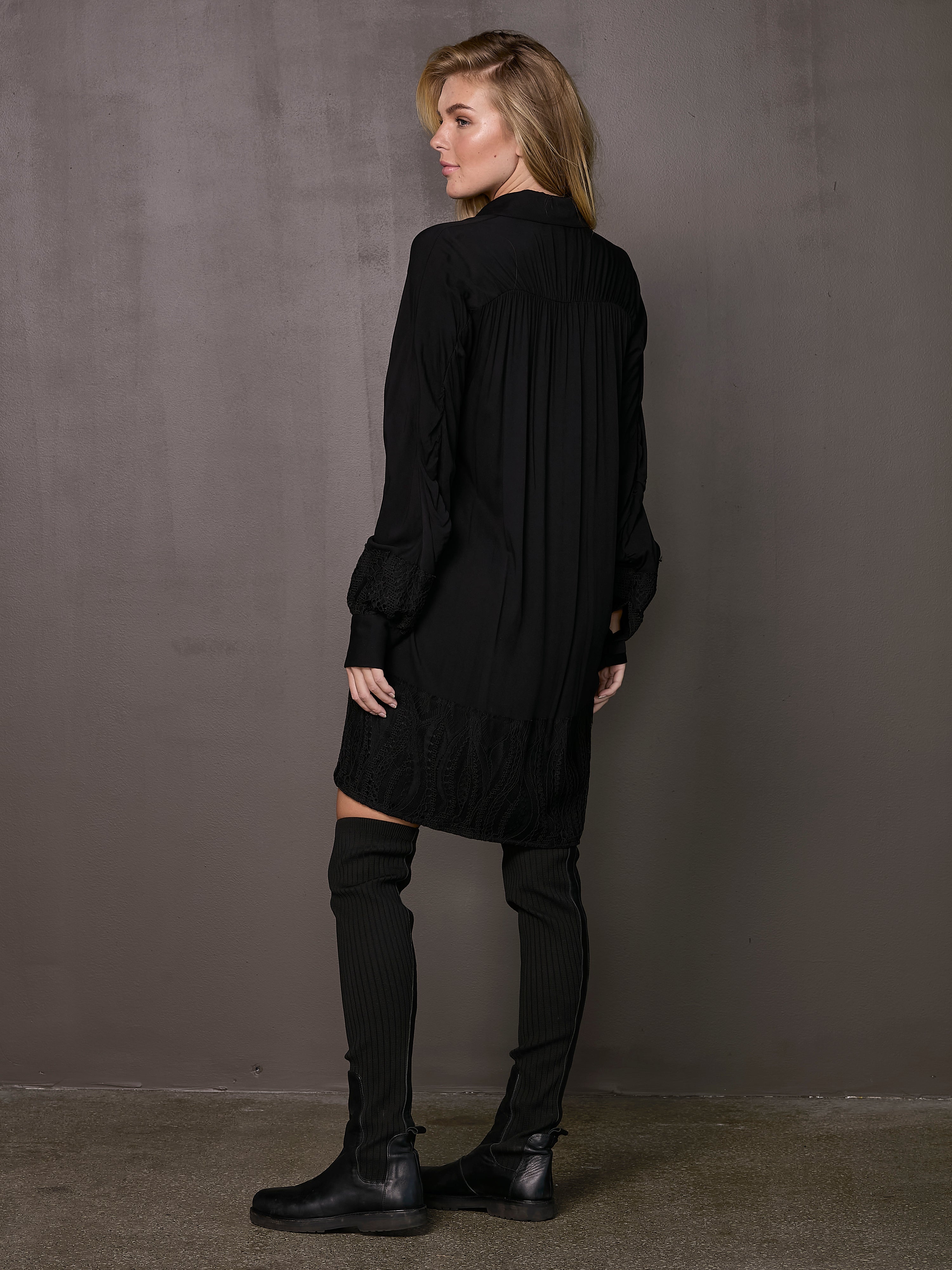 VIRA tunic - Black