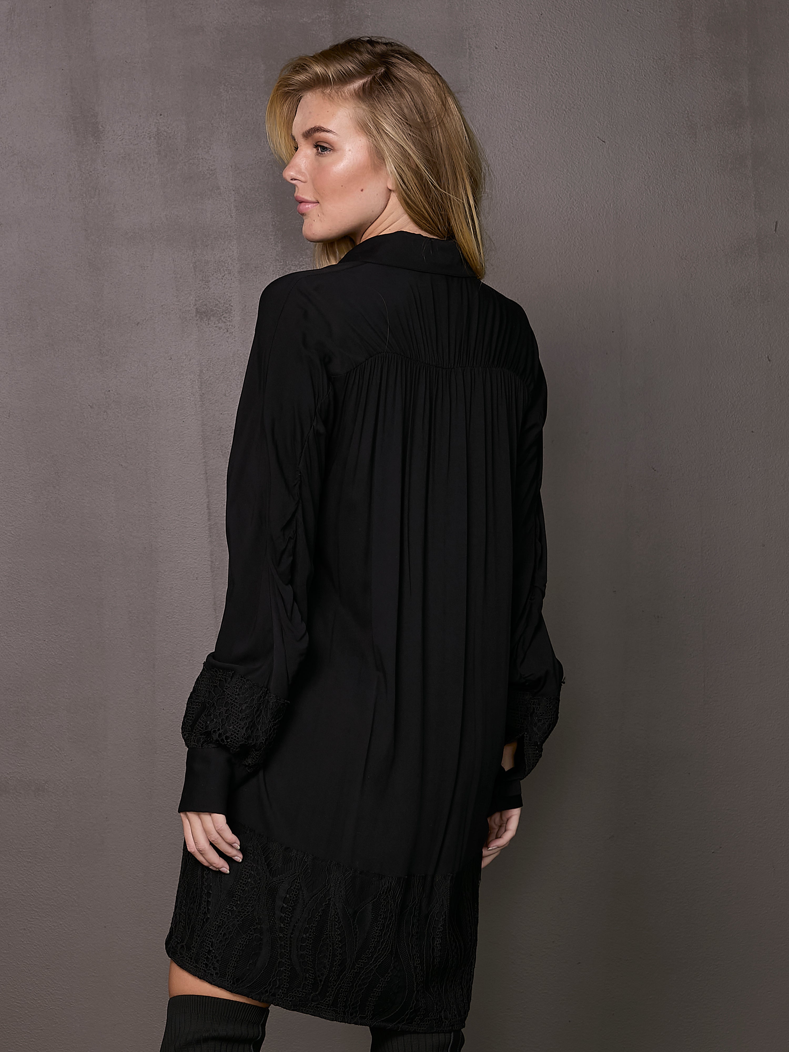 VIRA tunic - Black